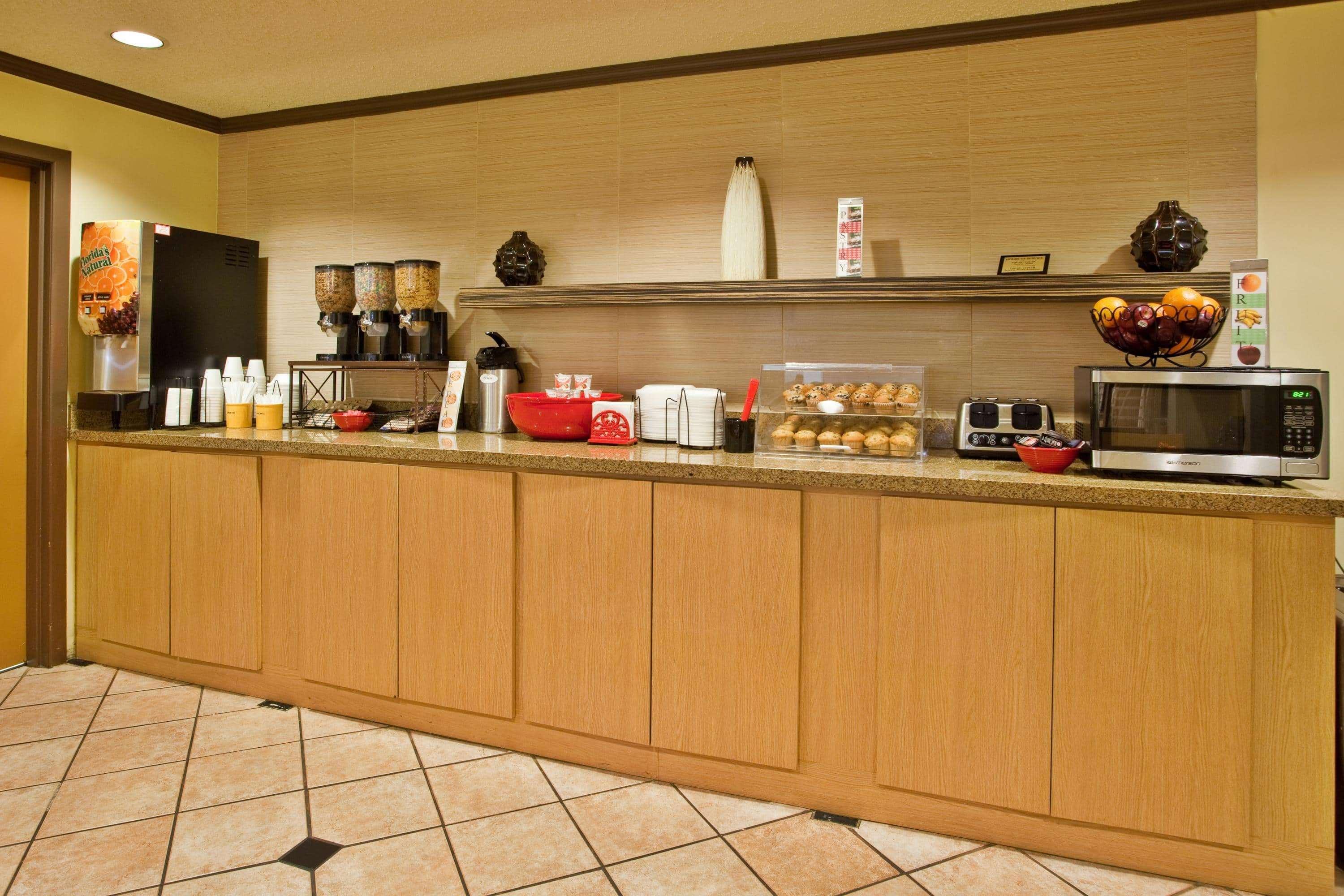 Travelodge By Wyndham Columbus State University Zewnętrze zdjęcie