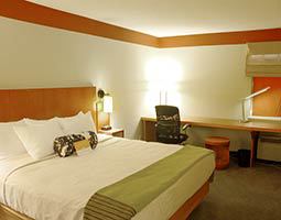 Travelodge By Wyndham Columbus State University Zewnętrze zdjęcie